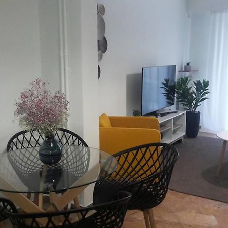 Elegant & Charming Apt. In The Hilton Area Apartment Athens Ngoại thất bức ảnh